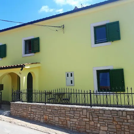 Terra Rossa Appartement