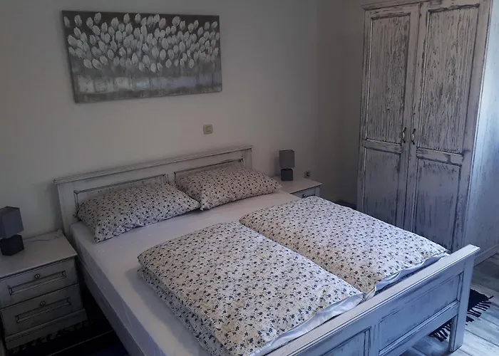 Terra Rossa Lejlighed