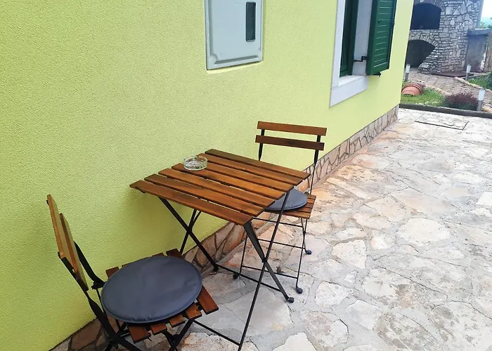 Terra Rossa Lejlighed *